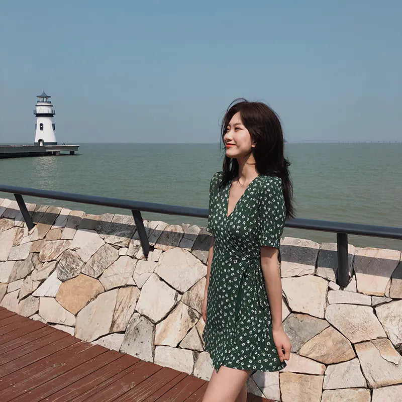 Vintage Floral V-Neck Wrap Dress for Summer