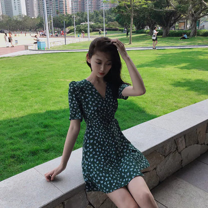 Vintage Floral V-Neck Wrap Dress for Summer