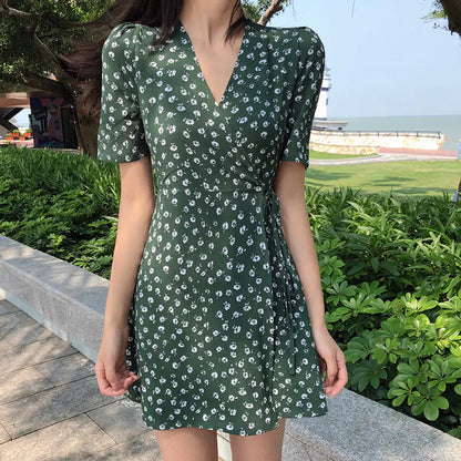 Vintage Floral V-Neck Wrap Dress for Summer